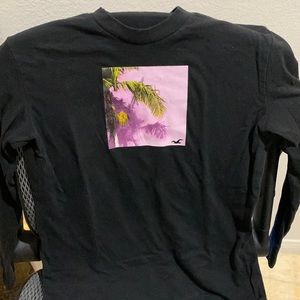 Hollister long sleeved T-shirt